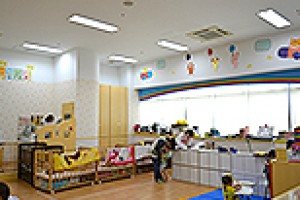 イオンモール熱田保育室【パート】保育士のサムネイル